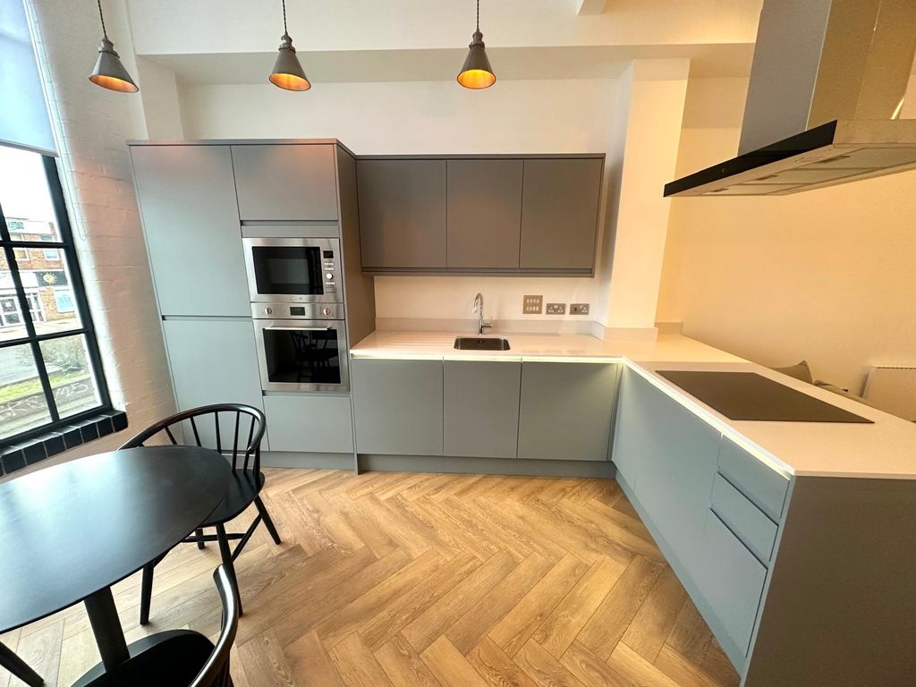 Property photo 2 of 7 Gallery