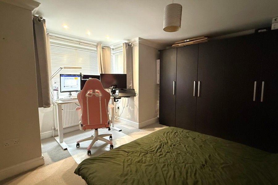 Property photo 3 of 7