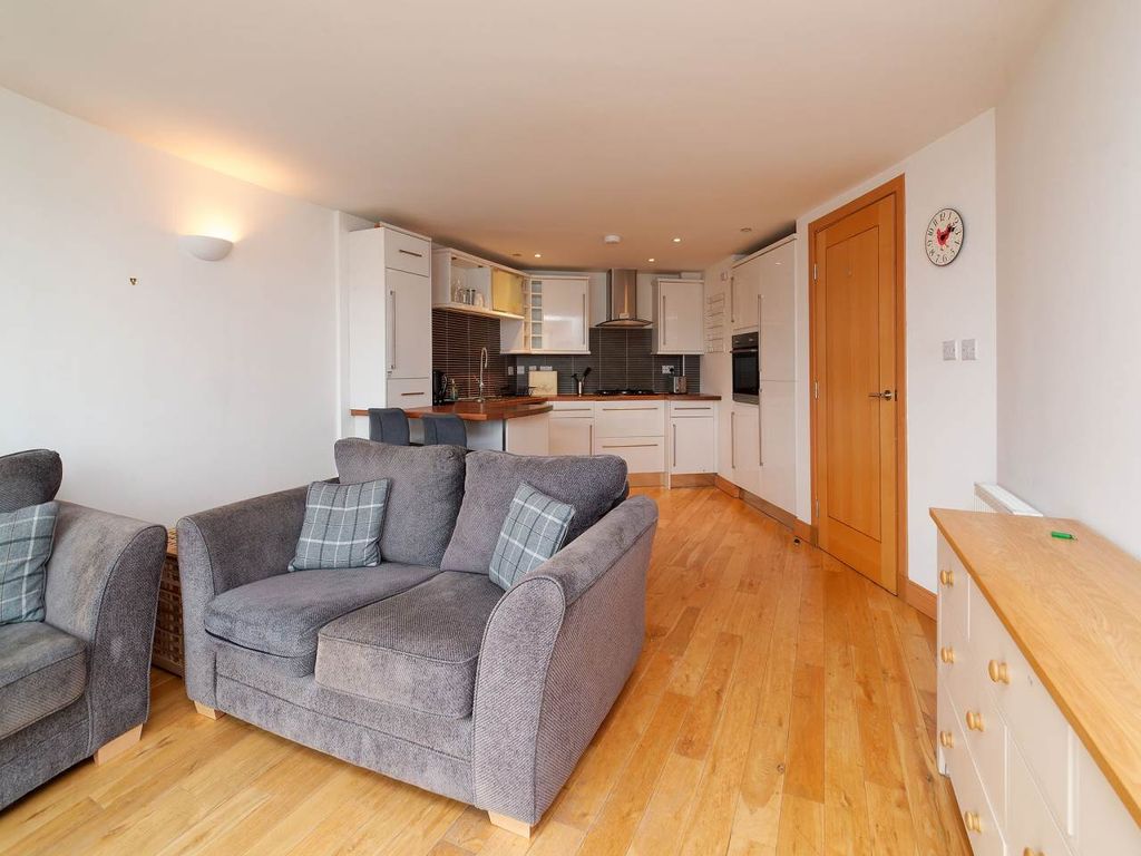 Property photo 3 of 14 C