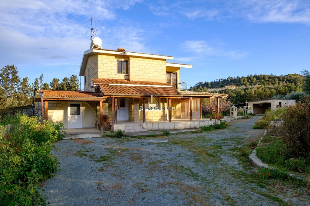 Property photo 1 of 23