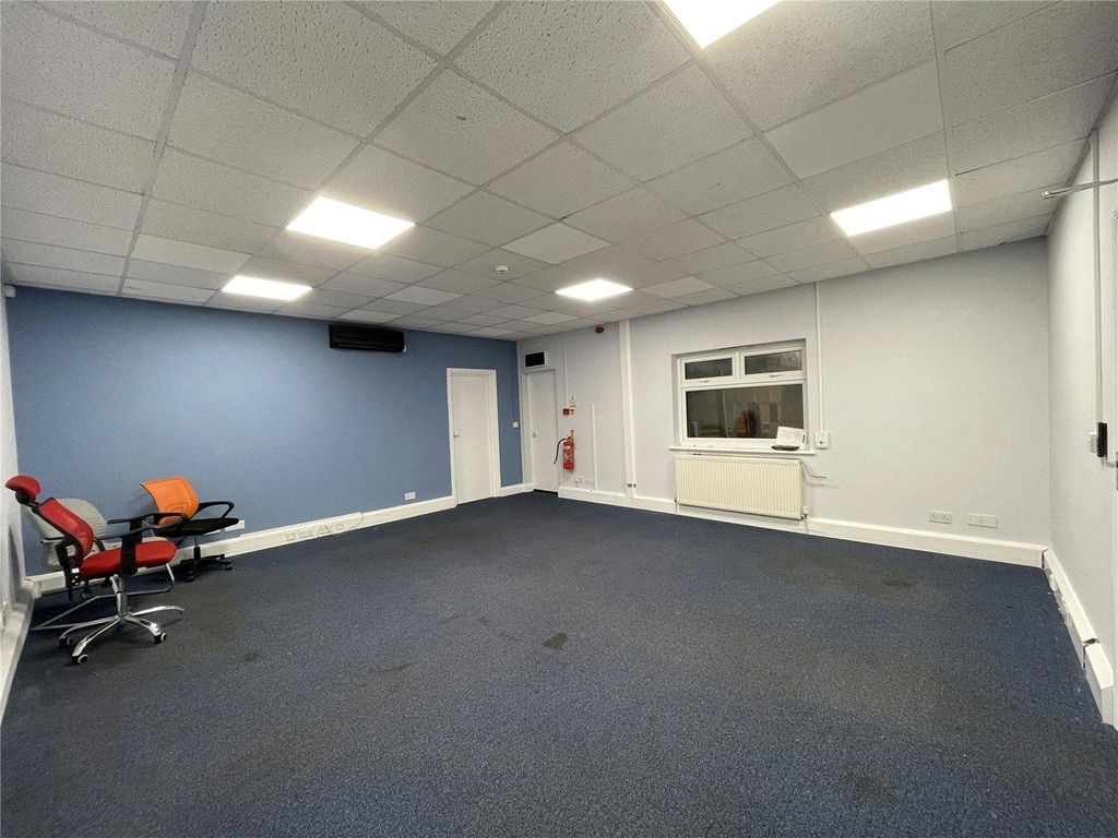 Property photo 3 of 9 Dbs260016_05.Jpg