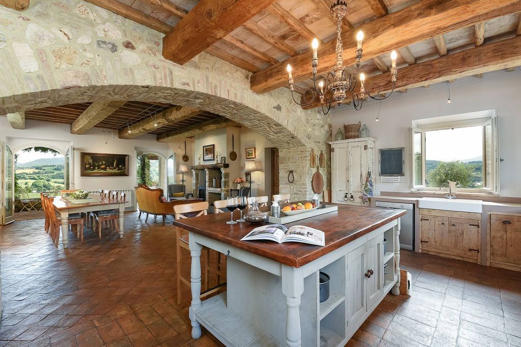 Property photo 1 of 43