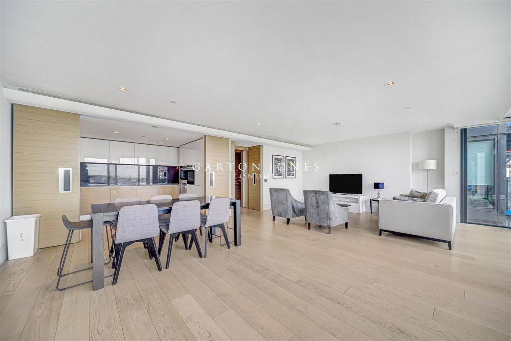 Property photo 2 of 12 Reception.Jpg