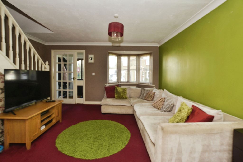 Property photo 2 of 12 Lounge/Diner