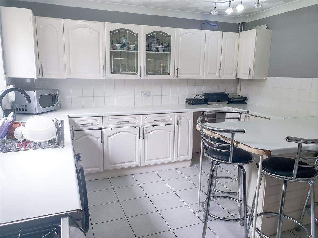 Property photo 3 of 12 Kitchen-1A---20230508_151122.Jpg