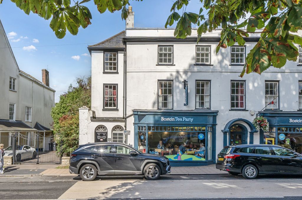 Property photo 1 of 24 Front