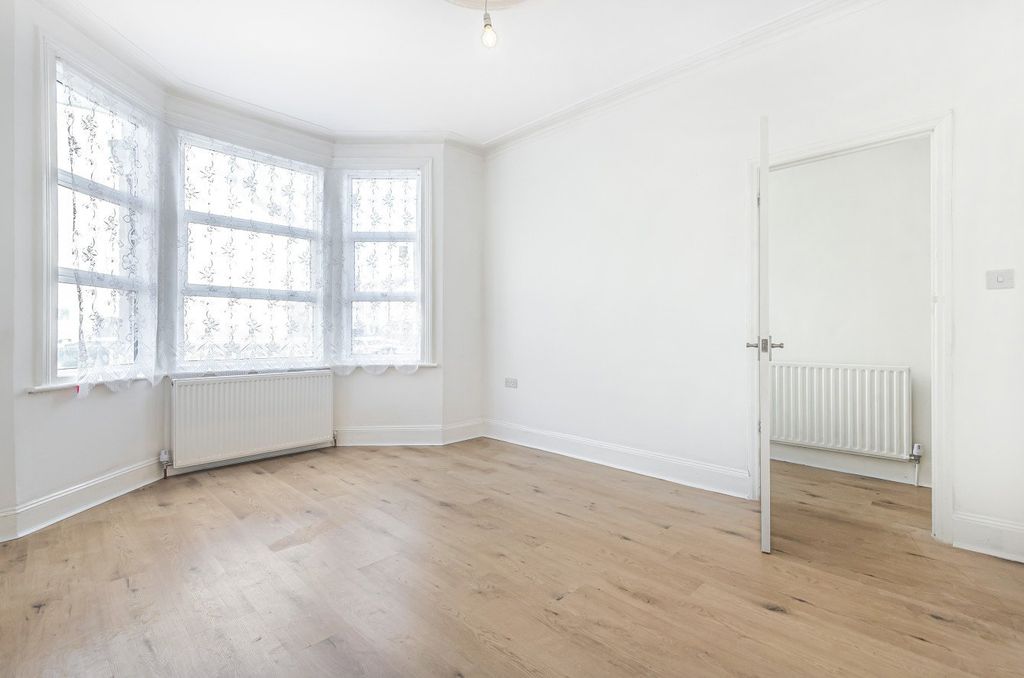 Property photo 2 of 11 Picture No. 02
