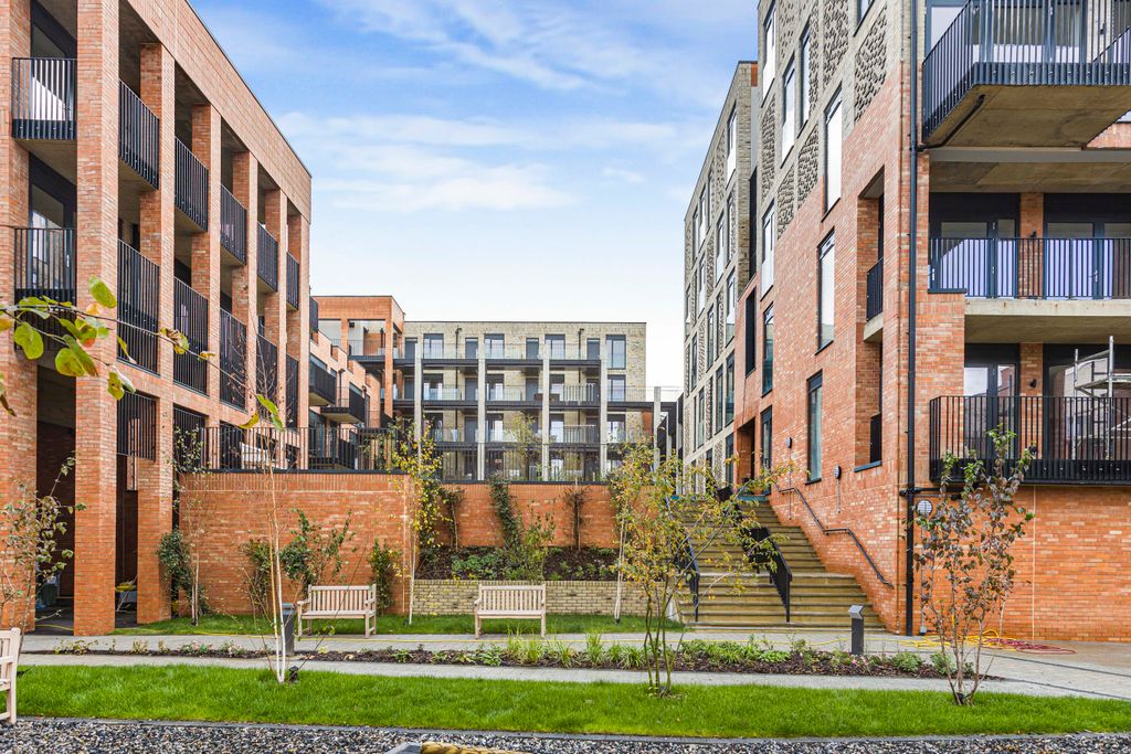 Property photo 3 of 8 Bdef