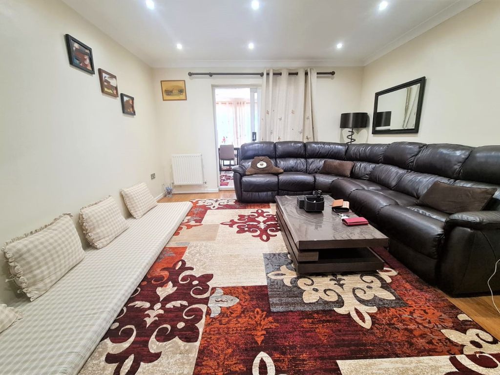 Property photo 2 of 15