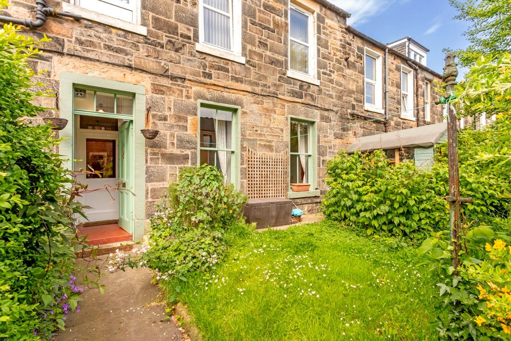 Property photo 1 of 15 5107191