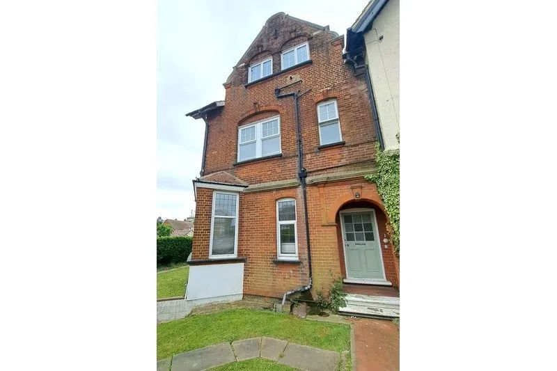 Property photo 2 of 12