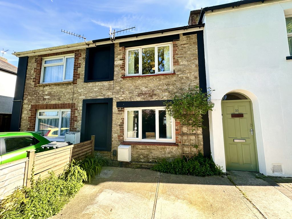 Property photo 1 of 16