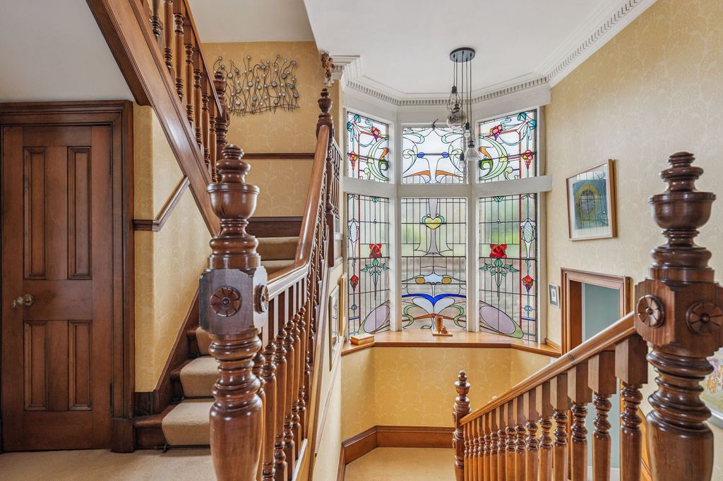 Additional image 34 of 5 bed detached house for sale17 Monreith Road, Newlands, Glasgow G43