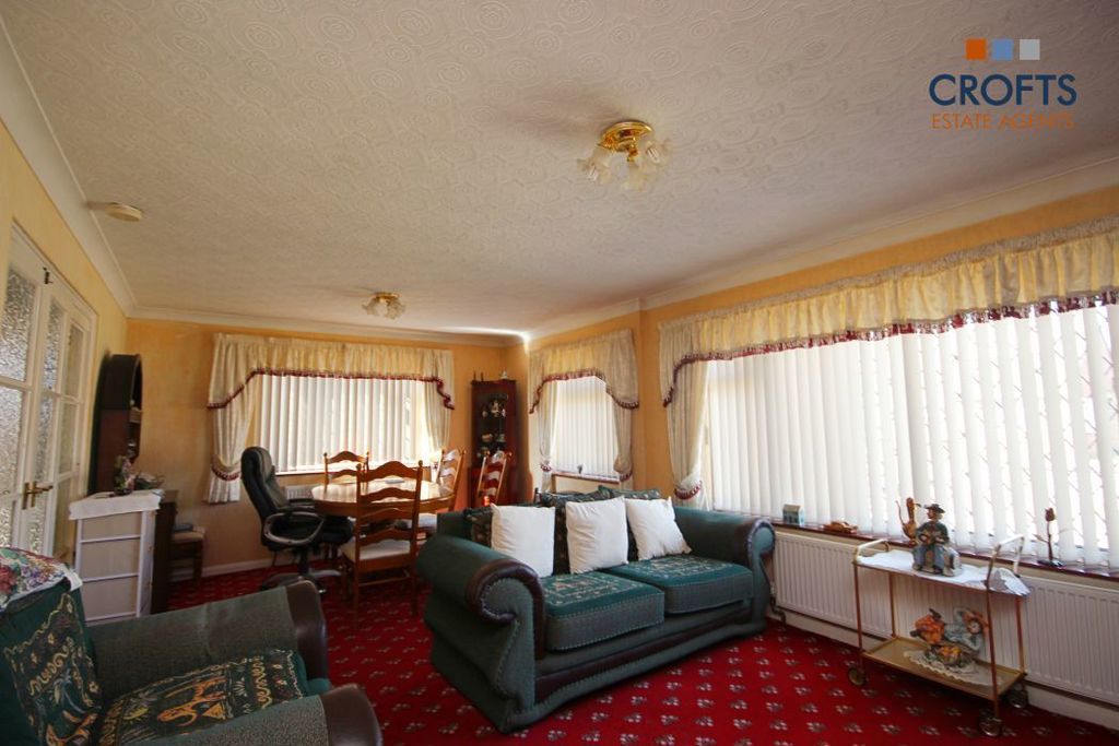 Property photo 3 of 10 Lounge View 2