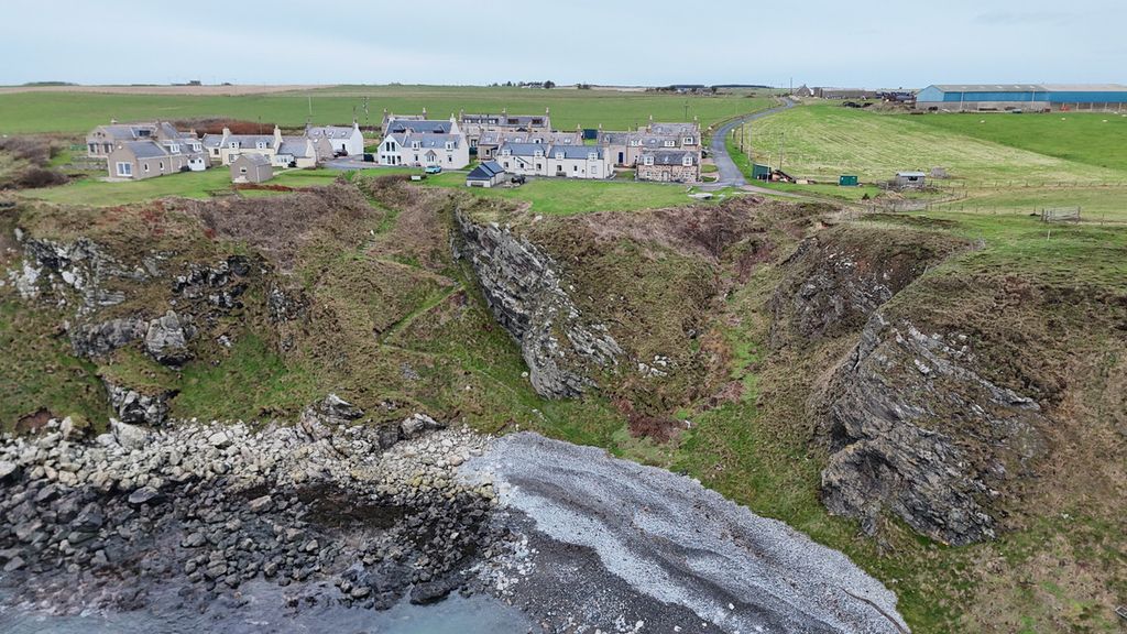 Property photo 1 of 29