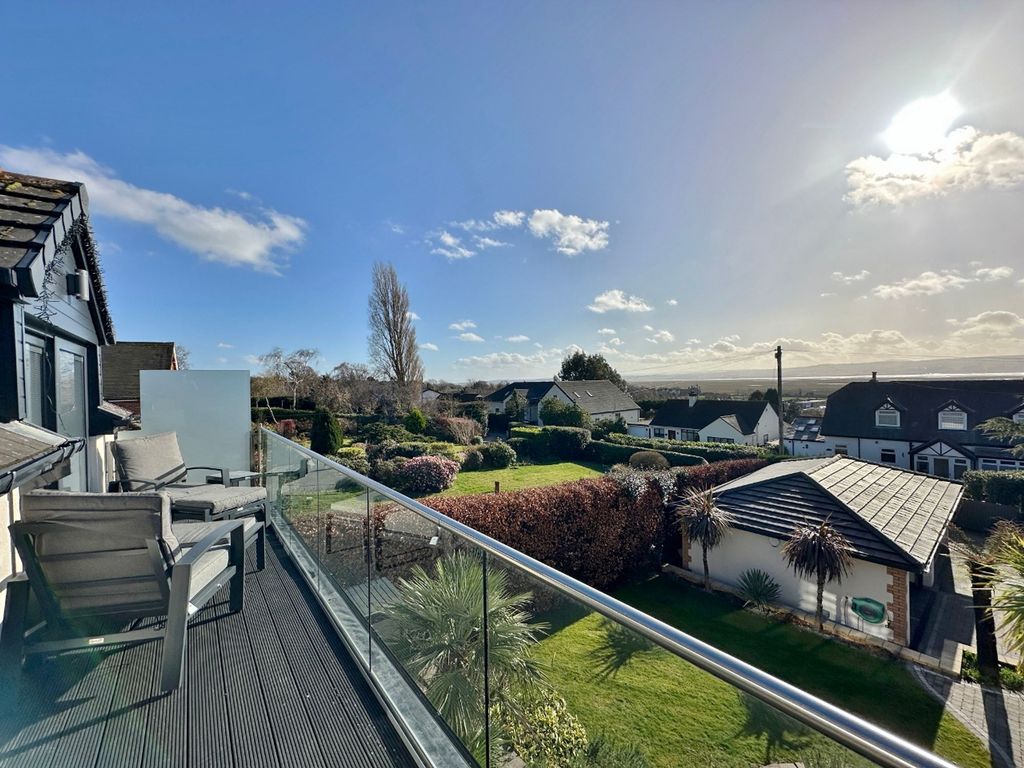 Property photo 2 of 51 Photo 39