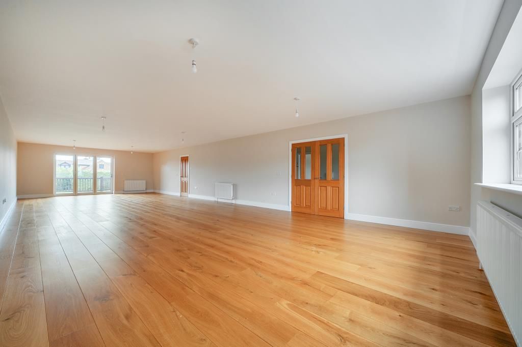 Property photo 2 of 19 Living Area