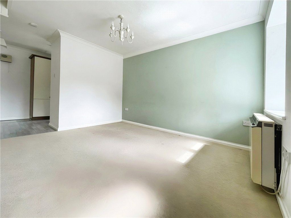 Property photo 3 of 5 Picture No. 14