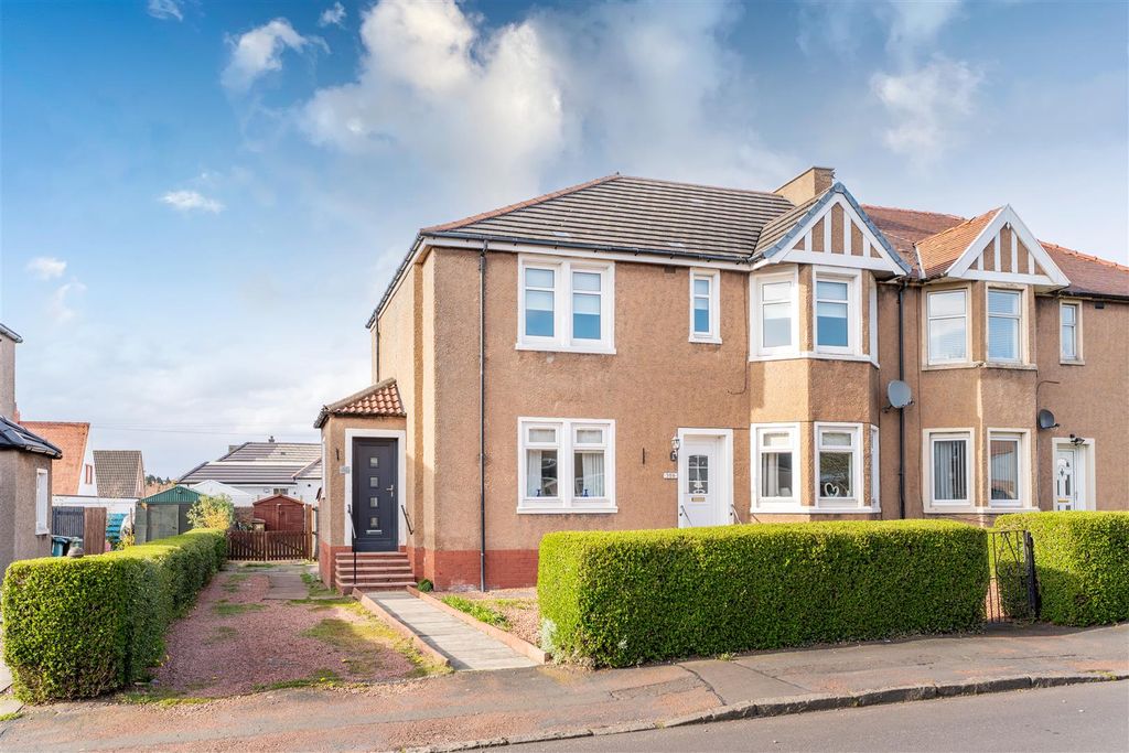 Property photo 2 of 22 Ladywell-24.Jpg