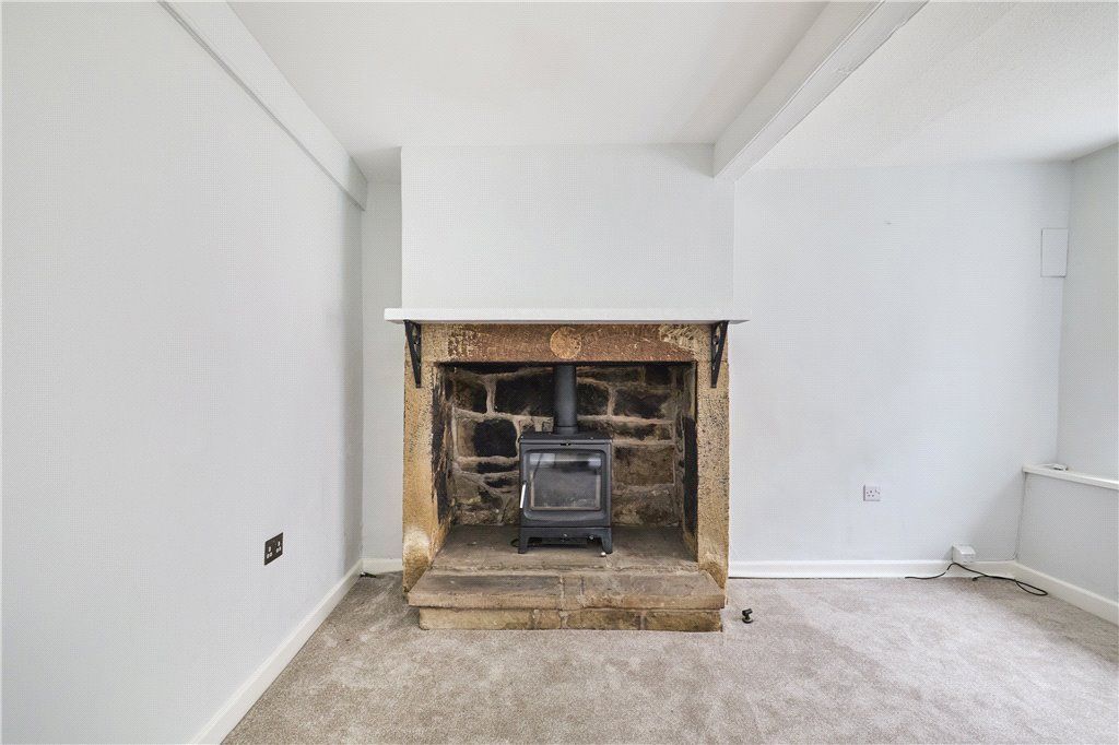 Property photo 3 of 10 Living Room