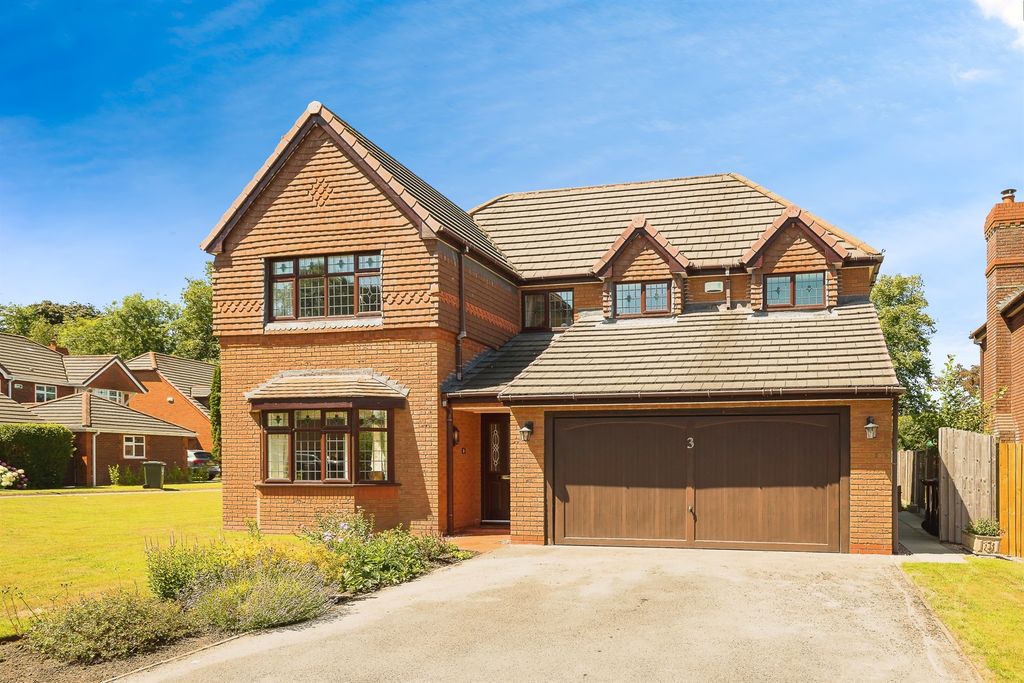 Property photo 1 of 17