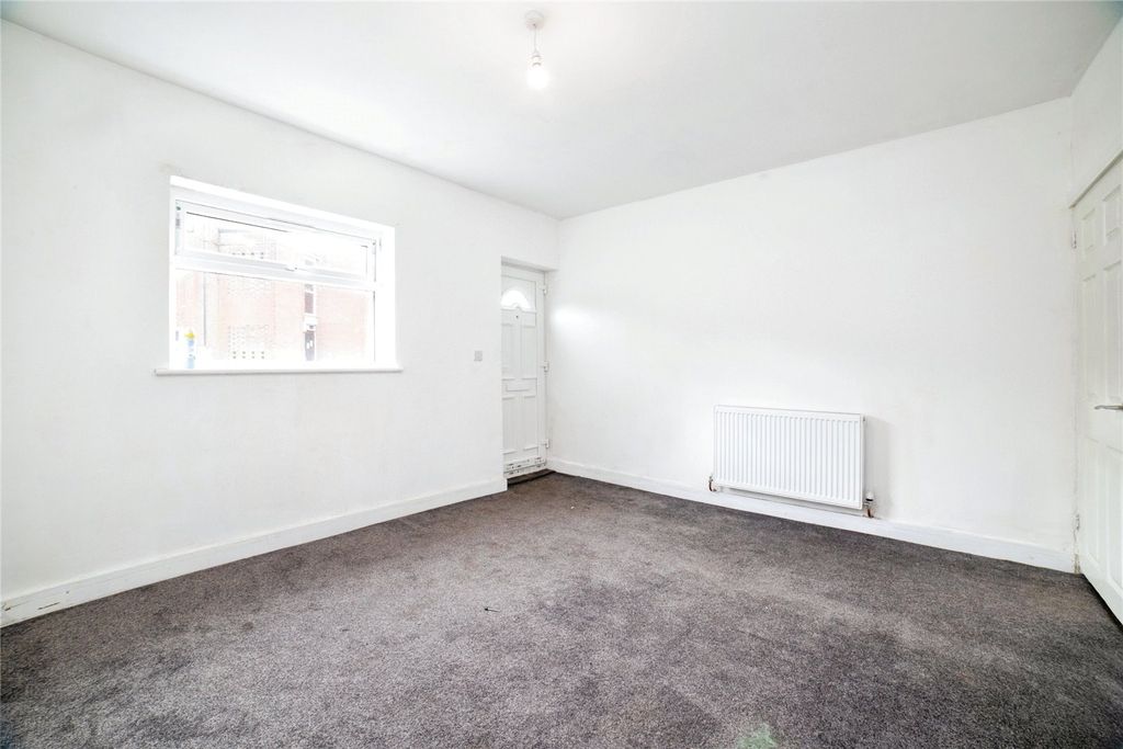 Property photo 3 of 14 Picture No. 11