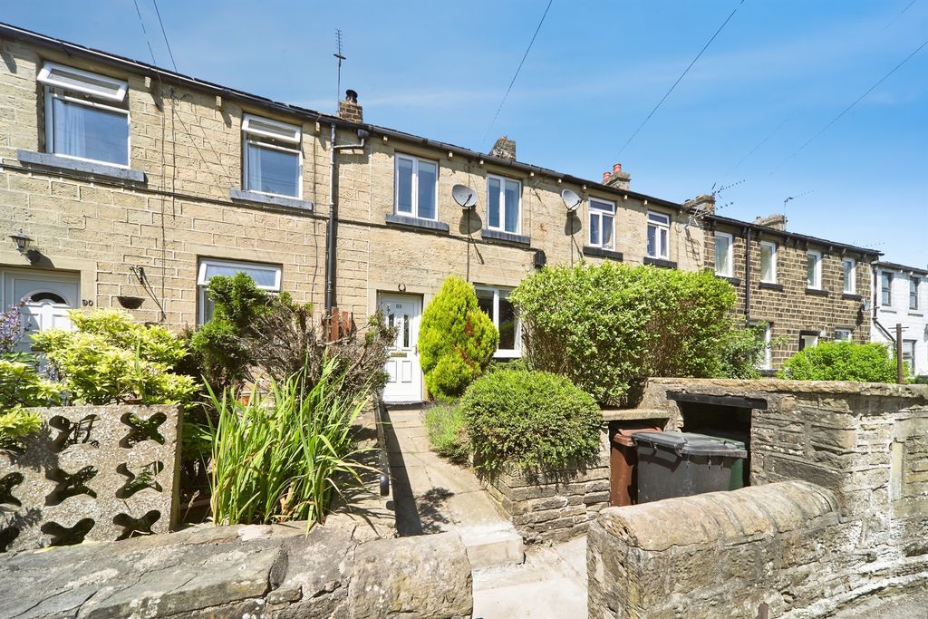 Property photo 1 of 18
