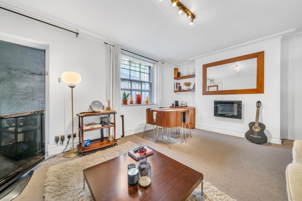 Property photo 2 of 7