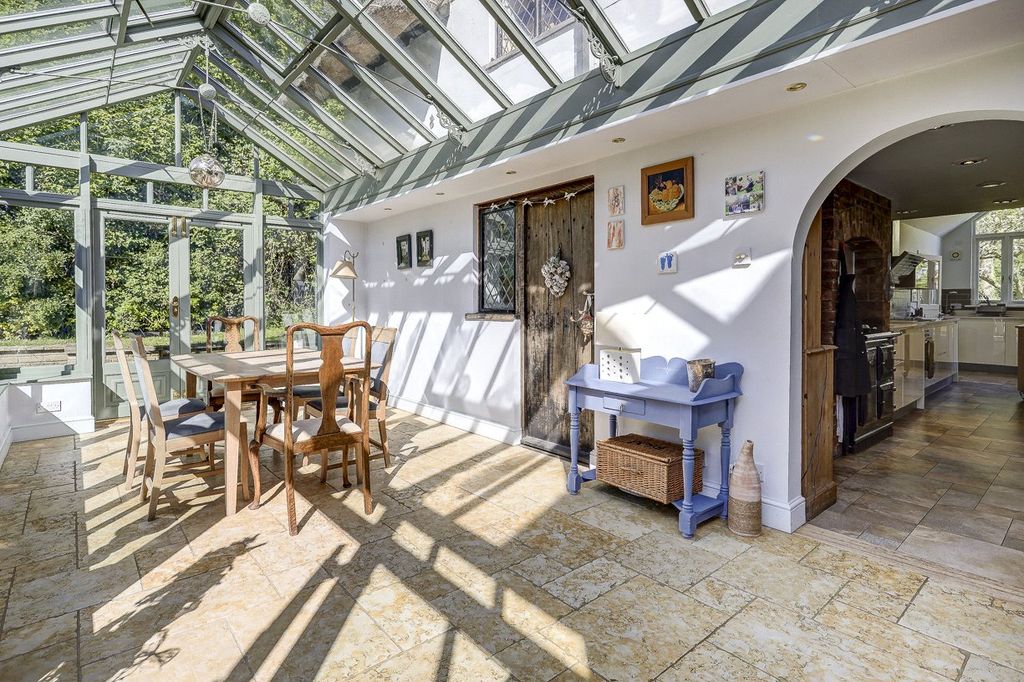 Property photo 2 of 23 Picture No. 09