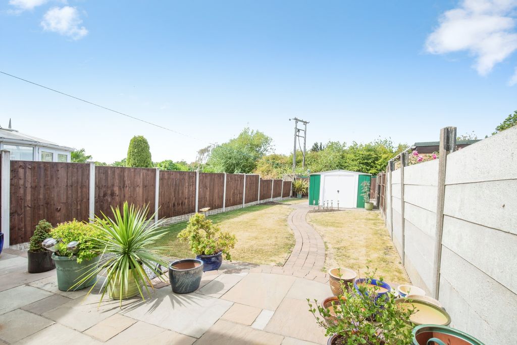 Property photo 2 of 20 5574038A-Mw26-1820