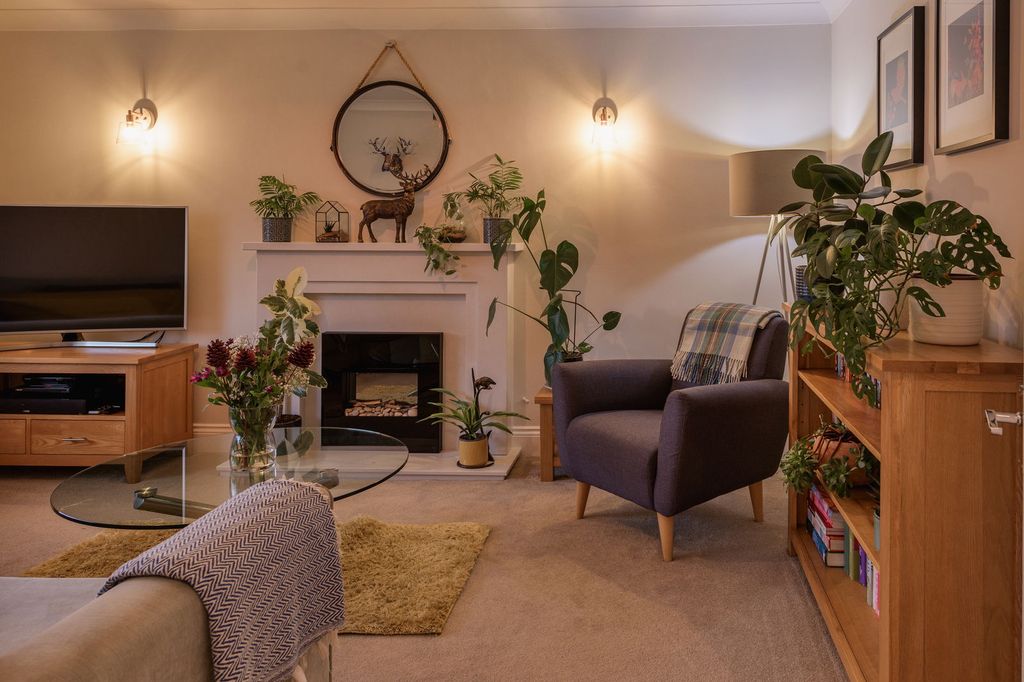 Property photo 1 of 25