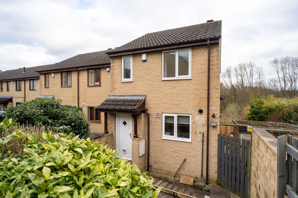 Property photo 2 of 16