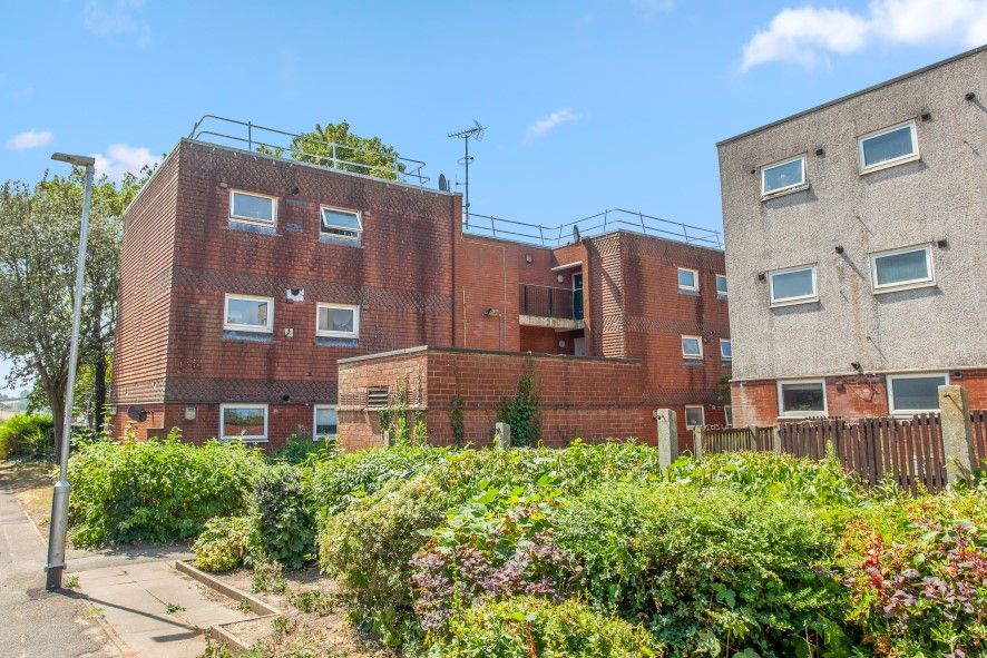 Property photo 1 of 16