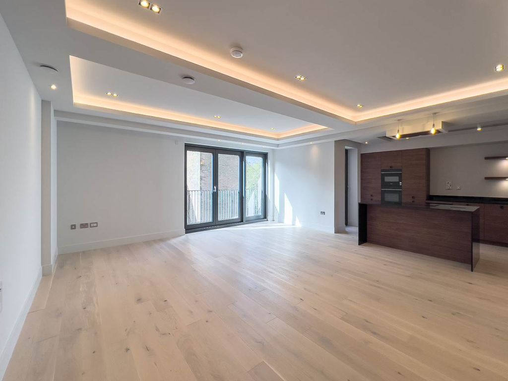 Property photo 1 of 16 Vv-Mid-Apartment 12-Living A