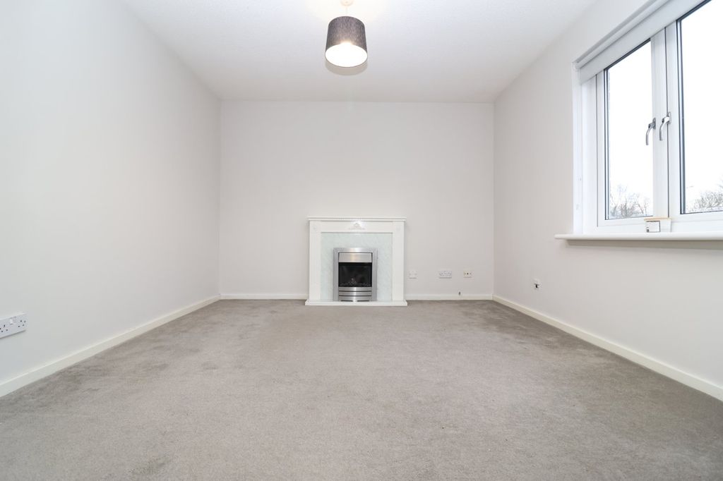 Property photo 2 of 10 Picture No. 11