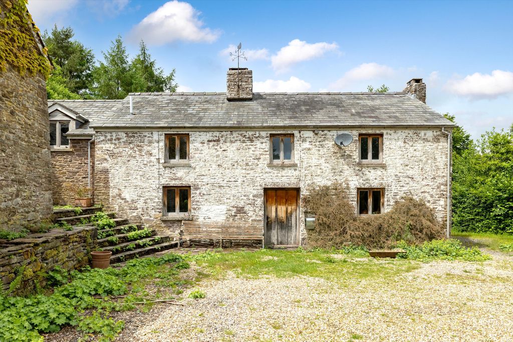 Property photo 1 of 34 Image