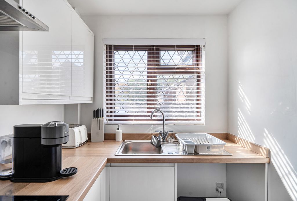 Property photo 3 of 15 1523628 (16).Jpg