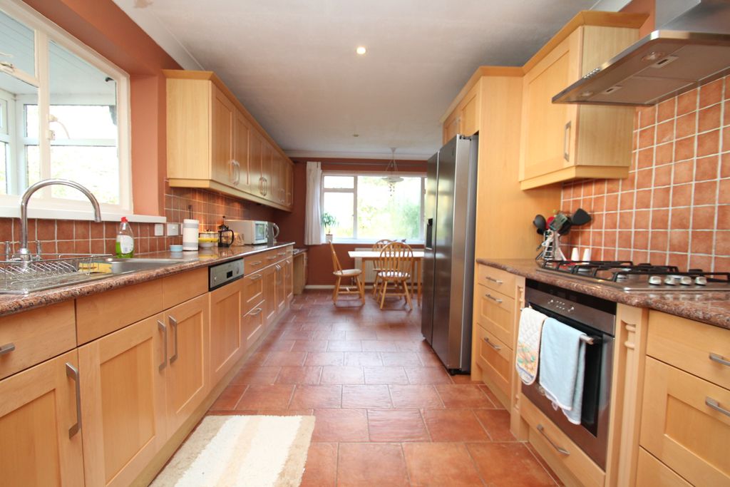 Property photo 2 of 11 Photo 01