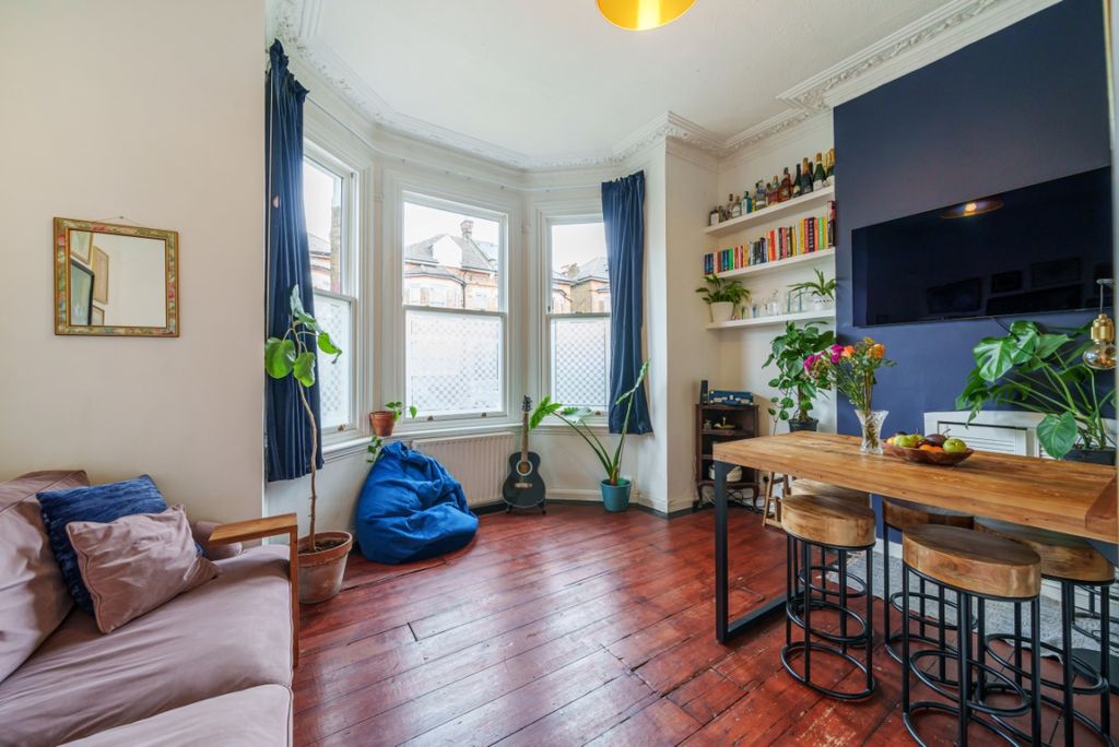 Property photo 1 of 7 1011517 (2)