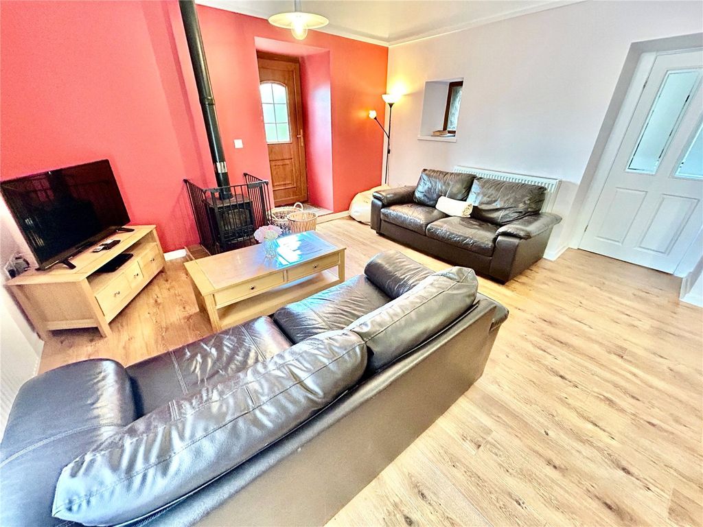 Property photo 2 of 44 Picture No. 07