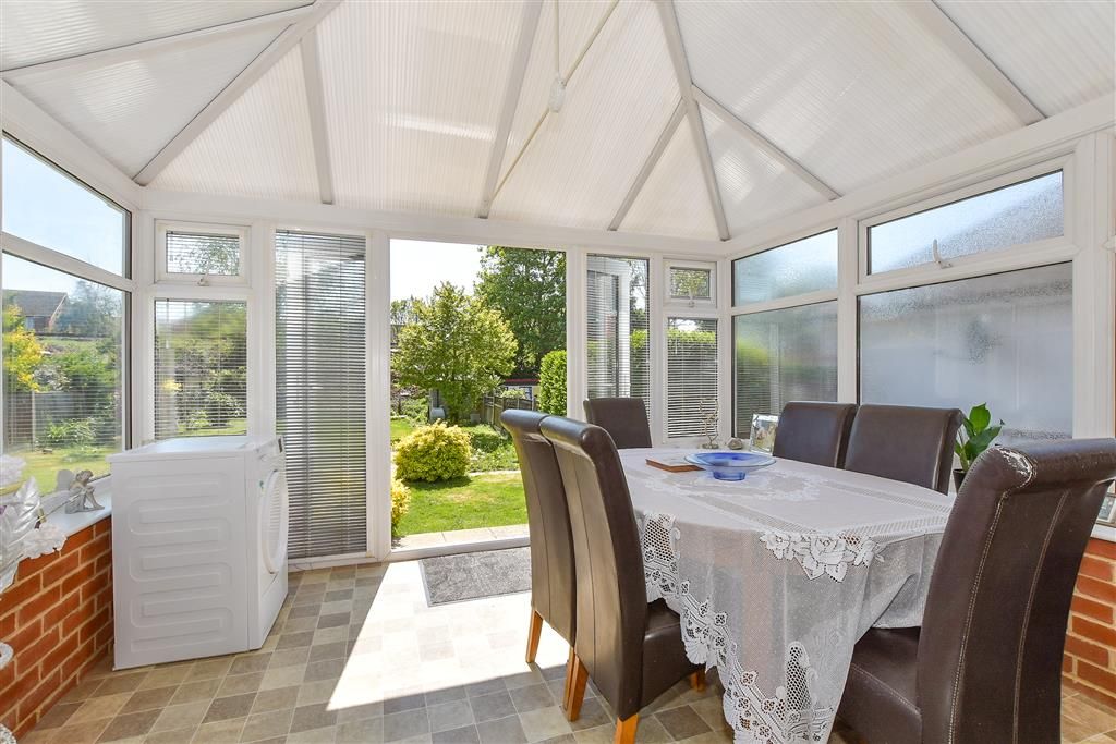 Property photo 1 of 10 Conservatory