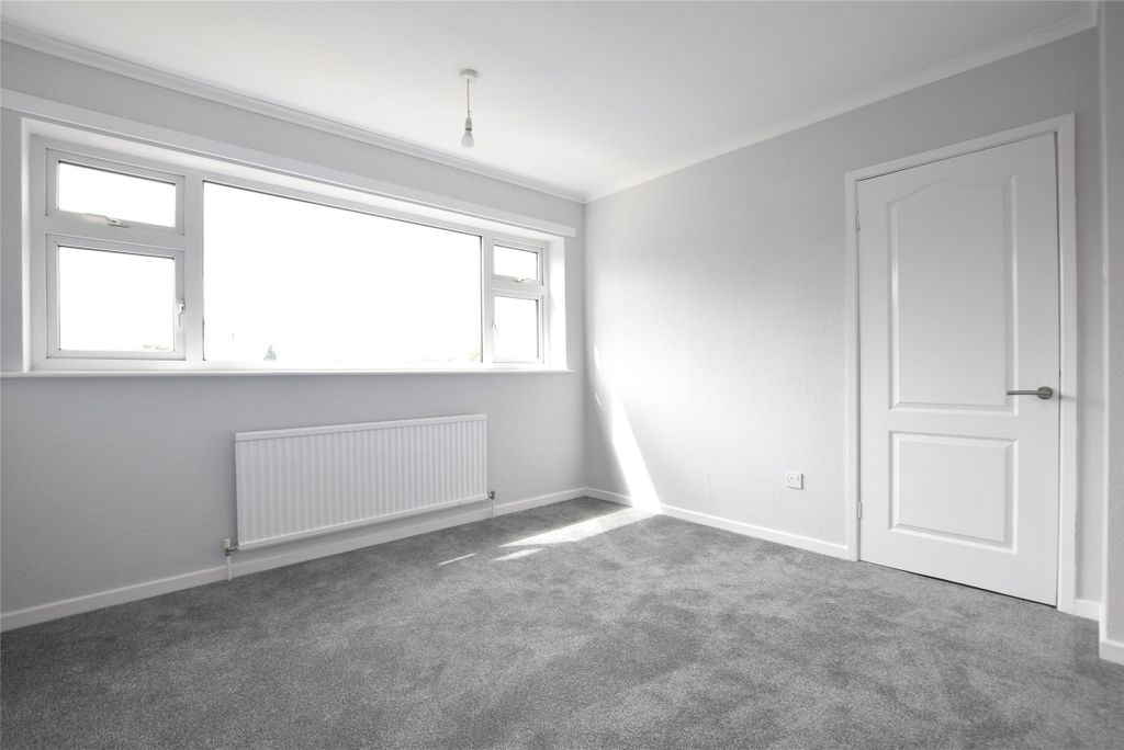 Property photo 3 of 11 Bedroom 1