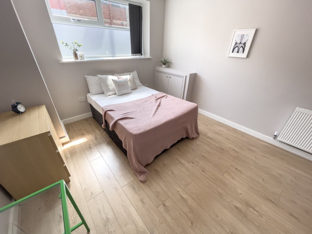 Property photo 2 of 14 Img_2498