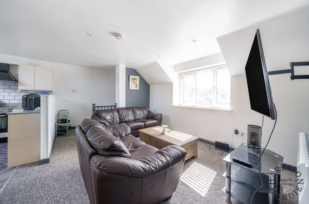 Property photo 3 of 7 65477d0c-B457-4881-9446-877F28E71743