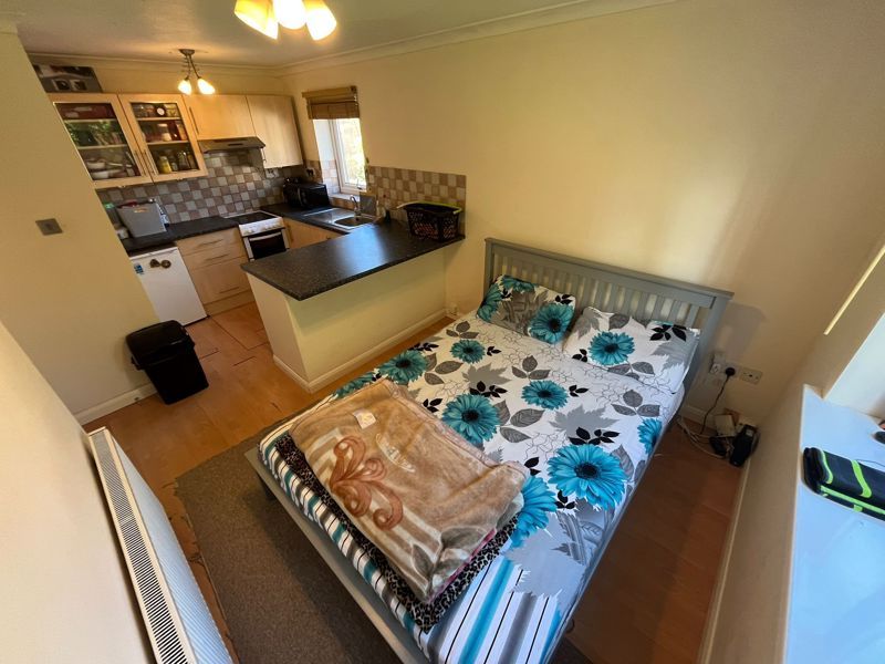 Property photo 2 of 11 Photo 10