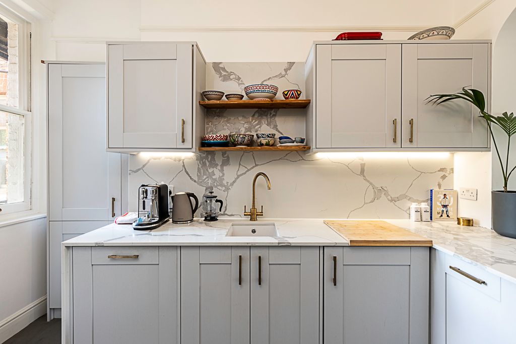 Property photo 2 of 29