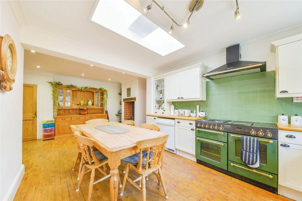 Property photo 2 of 15 Photography