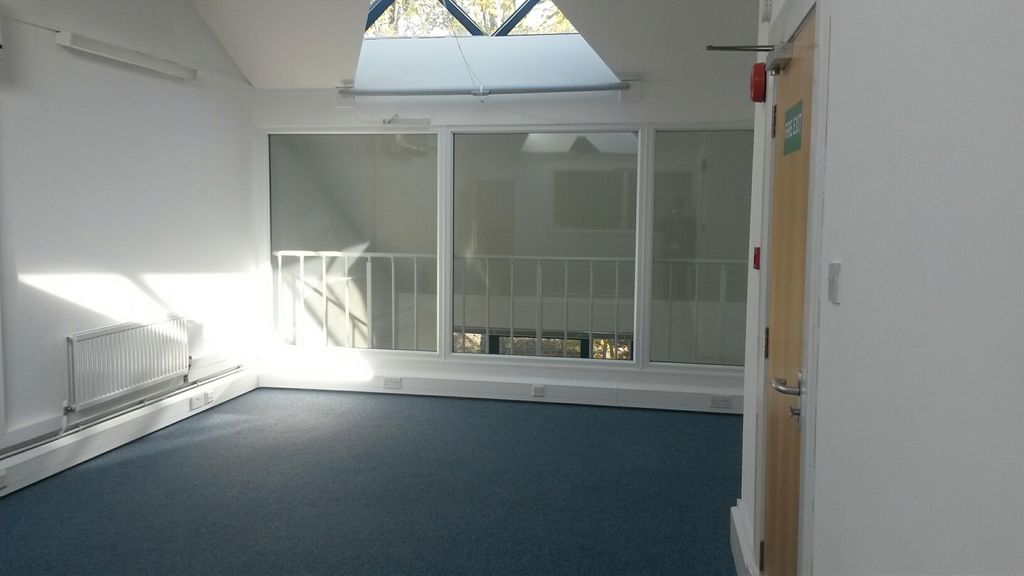Property photo 3 of 5