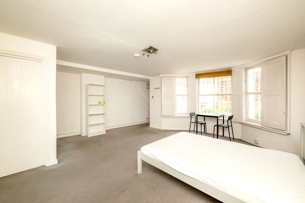Property photo 1 of 7 Picture No. 06