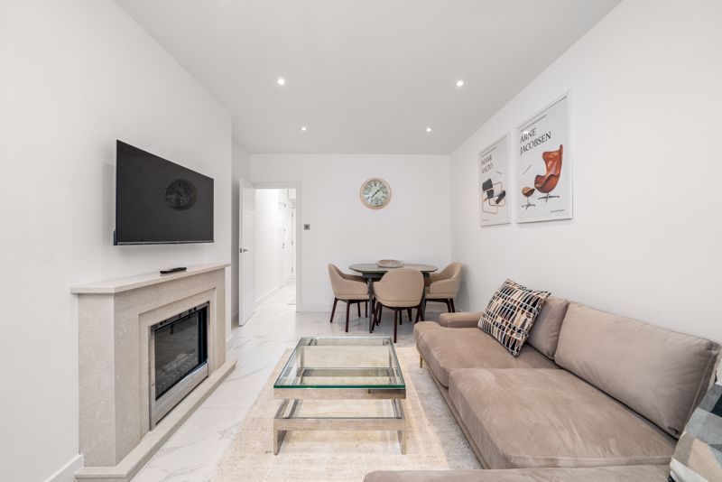 Property photo 2 of 12 Photo 1